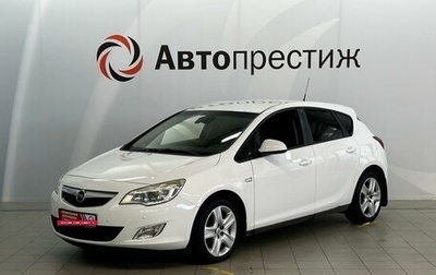 Opel Astra J, 2011 год, 880 000 рублей, 1 фотография