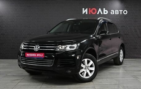 Volkswagen Touareg III, 2011 год, 1 995 000 рублей, 1 фотография