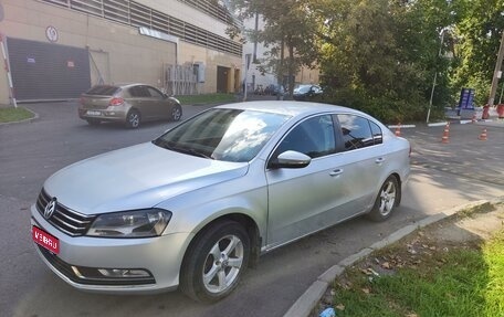 Volkswagen Passat B7, 2011 год, 880 000 рублей, 1 фотография