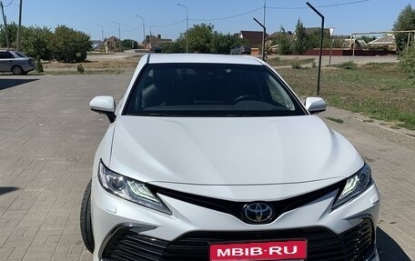 Toyota Camry, 2021 год, 4 800 000 рублей, 1 фотография