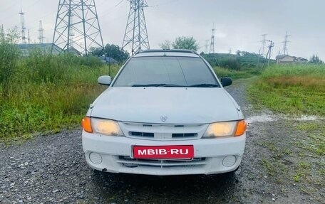 Nissan Wingroad III, 2000 год, 266 000 рублей, 1 фотография