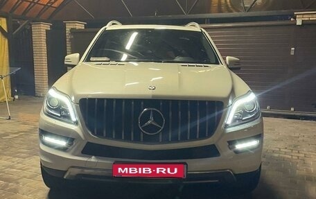 Mercedes-Benz GL-Класс, 2013 год, 3 200 000 рублей, 1 фотография