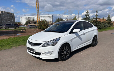 Hyundai Solaris II рестайлинг, 2016 год, 1 100 000 рублей, 1 фотография