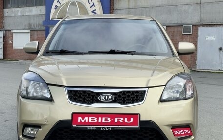 KIA Rio II, 2010 год, 560 000 рублей, 1 фотография