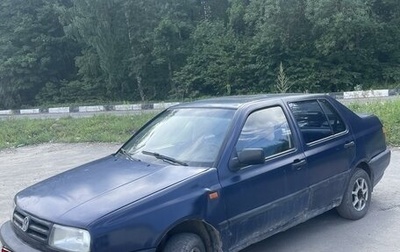 Volkswagen Vento, 1992 год, 155 000 рублей, 1 фотография