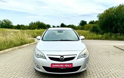 Opel Astra J, 2010 год, 817 000 рублей, 1 фотография