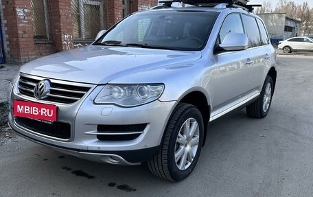 Volkswagen Touareg III, 2009 год, 1 370 000 рублей, 1 фотография