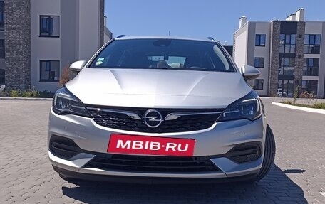 Opel Astra K, 2020 год, 1 620 000 рублей, 1 фотография