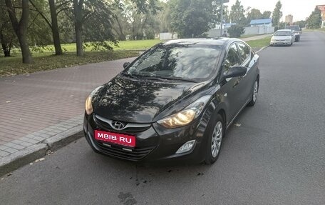 Hyundai Elantra V, 2011 год, 880 000 рублей, 1 фотография