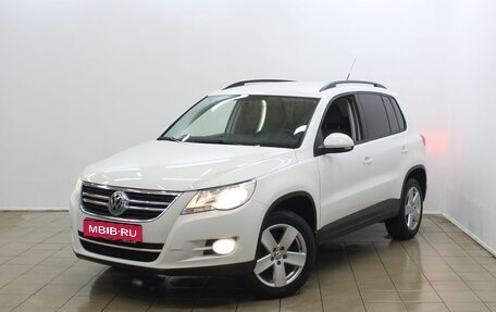 Volkswagen Tiguan I, 2010 год, 890 000 рублей, 1 фотография