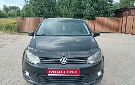 Volkswagen Polo VI (EU Market), 2011 год, 650 000 рублей, 1 фотография