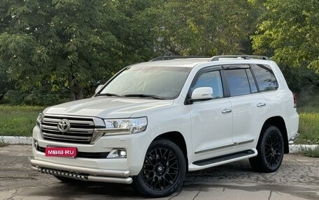 Toyota Land Cruiser 200, 2016 год, 6 650 000 рублей, 1 фотография