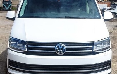 Volkswagen Multivan T6 рестайлинг, 2018 год, 4 500 000 рублей, 1 фотография