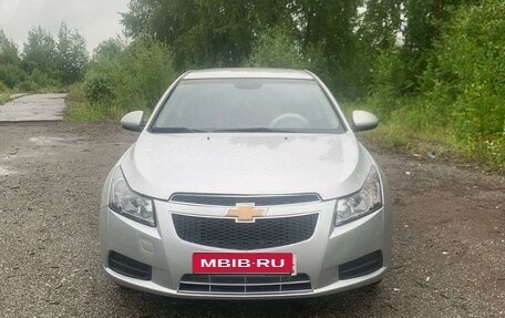 Chevrolet Cruze II, 2010 год, 650 000 рублей, 1 фотография