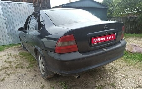 Opel Vectra B рестайлинг, 1998 год, 290 000 рублей, 1 фотография