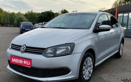 Volkswagen Polo VI (EU Market), 2013 год, 859 000 рублей, 1 фотография