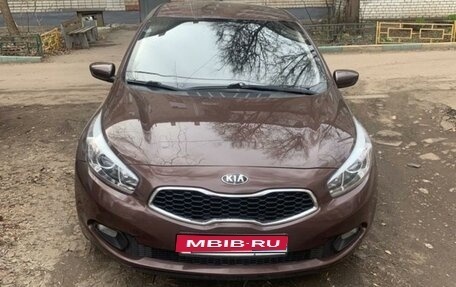 KIA cee'd III, 2013 год, 1 050 000 рублей, 1 фотография