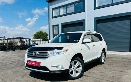 Toyota Highlander III, 2012 год, 2 799 000 рублей, 1 фотография