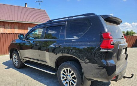 Toyota Land Cruiser Prado 150 рестайлинг 2, 2019 год, 6 600 000 рублей, 1 фотография