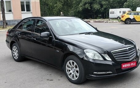 Mercedes-Benz E-Класс, 2011 год, 1 550 000 рублей, 1 фотография