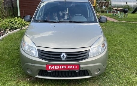 Renault Sandero I, 2012 год, 600 000 рублей, 1 фотография