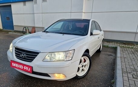 Hyundai Sonata VI, 2009 год, 700 000 рублей, 1 фотография