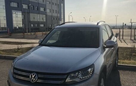 Volkswagen Tiguan I, 2011 год, 1 570 000 рублей, 1 фотография