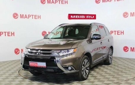 Mitsubishi Outlander III рестайлинг 3, 2018 год, 2 097 000 рублей, 1 фотография