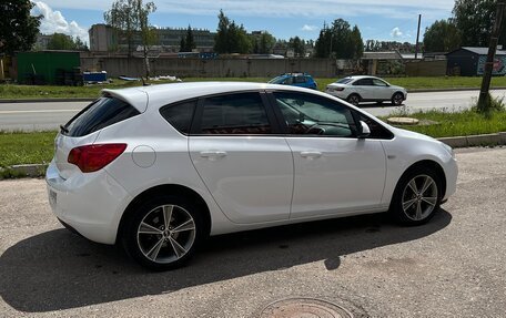 Opel Astra J, 2010 год, 849 000 рублей, 5 фотография