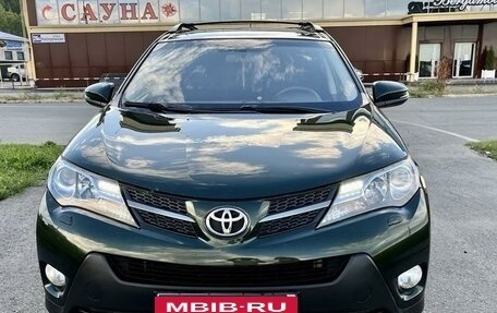 Toyota RAV4, 2013 год, 2 190 000 рублей, 2 фотография