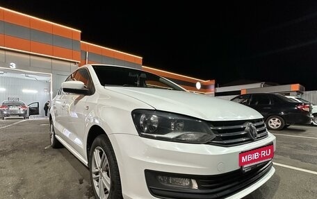 Volkswagen Polo VI (EU Market), 2015 год, 1 042 000 рублей, 3 фотография