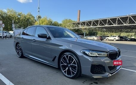 BMW 5 серия, 2020 год, 6 300 000 рублей, 2 фотография