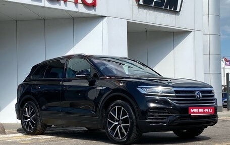 Volkswagen Touareg III, 2018 год, 4 449 000 рублей, 5 фотография