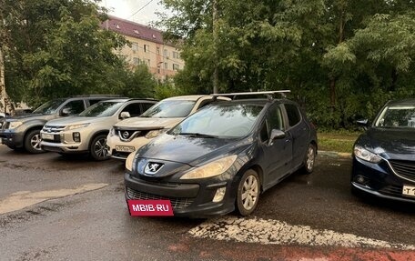 Peugeot 308 II, 2010 год, 395 000 рублей, 3 фотография