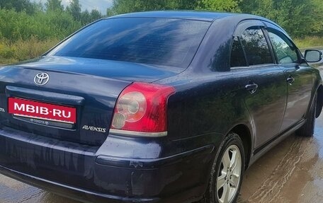 Toyota Avensis III рестайлинг, 2006 год, 820 000 рублей, 4 фотография