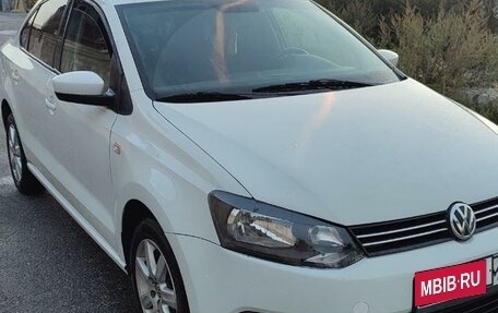 Volkswagen Polo VI (EU Market), 2013 год, 670 000 рублей, 5 фотография