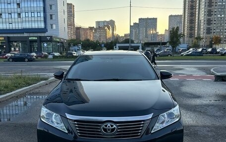 Toyota Camry, 2014 год, 2 150 000 рублей, 2 фотография