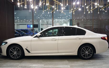 BMW 5 серия, 2020 год, 5 900 000 рублей, 4 фотография