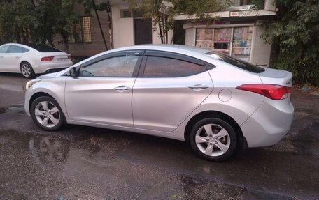 Hyundai Elantra V, 2012 год, 750 000 рублей, 3 фотография