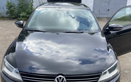 Volkswagen Jetta VI, 2014 год, 899 999 рублей, 2 фотография