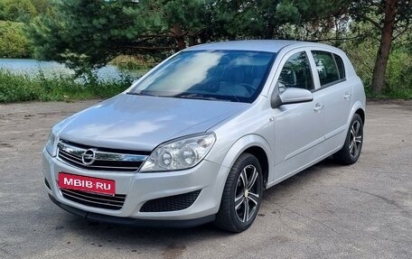 Opel Astra H, 2008 год, 510 000 рублей, 1 фотография