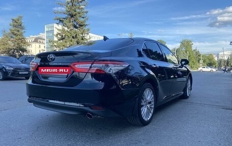 Toyota Camry, 2021 год, 3 590 000 рублей, 5 фотография