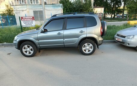 Chevrolet Niva I рестайлинг, 2015 год, 715 000 рублей, 11 фотография