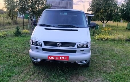 Volkswagen Transporter T4, 2001 год, 2 000 000 рублей, 3 фотография