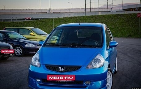 Honda Jazz I рестайлинг, 2008 год, 1 000 000 рублей, 4 фотография