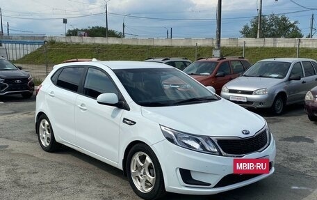 KIA Rio III рестайлинг, 2014 год, 880 000 рублей, 3 фотография