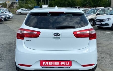 KIA Rio III рестайлинг, 2014 год, 880 000 рублей, 6 фотография