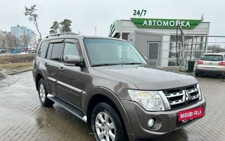 Mitsubishi Pajero IV, 2011 год, 1 750 000 рублей, 2 фотография