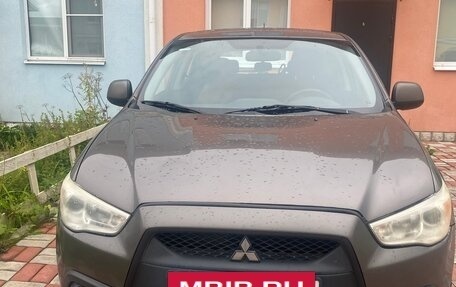 Mitsubishi ASX I рестайлинг, 2011 год, 700 000 рублей, 2 фотография