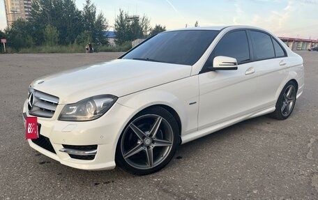 Mercedes-Benz C-Класс, 2011 год, 1 750 000 рублей, 2 фотография